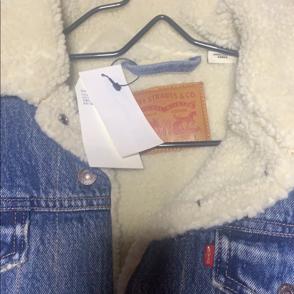 Jean jacket - Picture 2 of 4